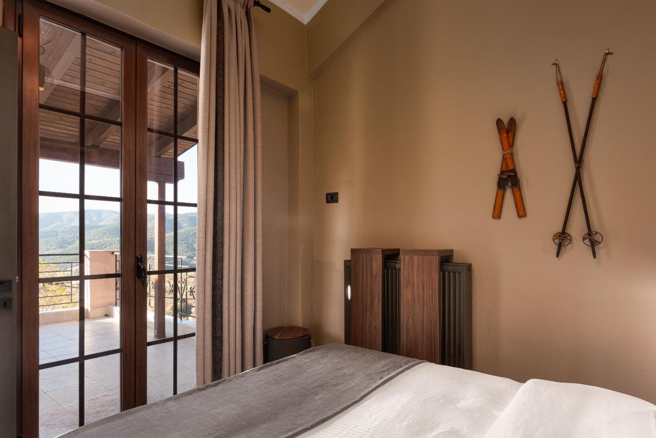 Gm Luxury Suites Kalavryta Extérieur photo