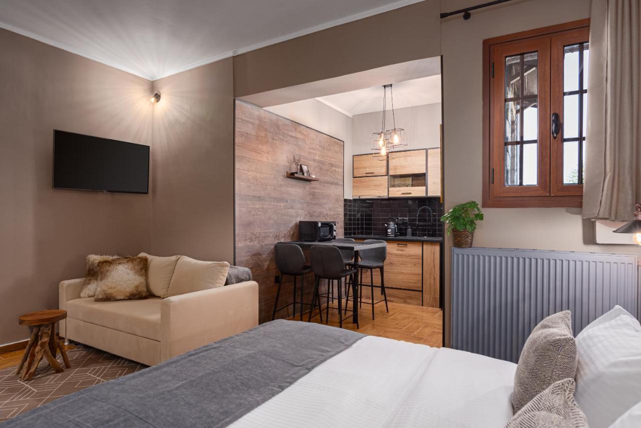 Gm Luxury Suites Kalavryta Extérieur photo