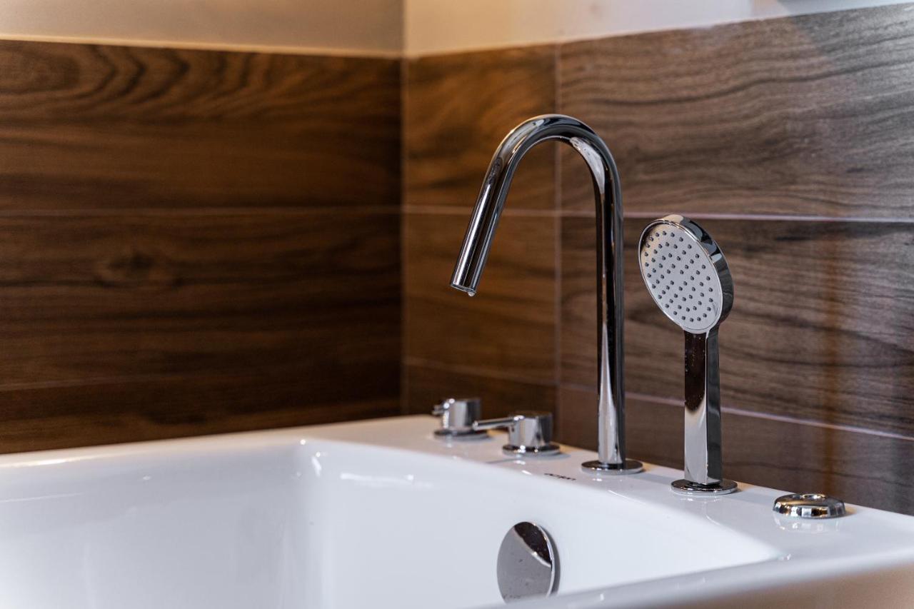 Gm Luxury Suites Kalavryta Extérieur photo