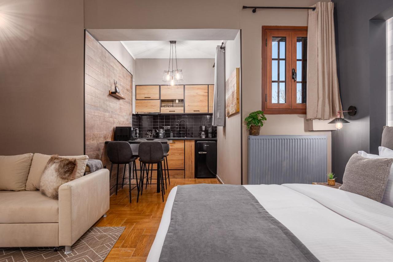 Gm Luxury Suites Kalavryta Extérieur photo