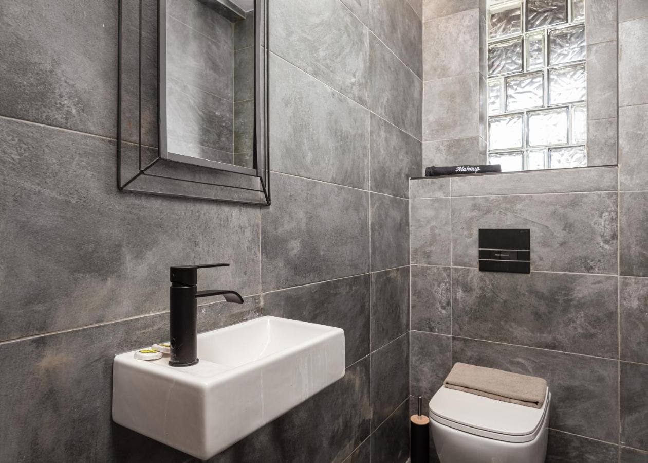 Gm Luxury Suites Kalavryta Extérieur photo